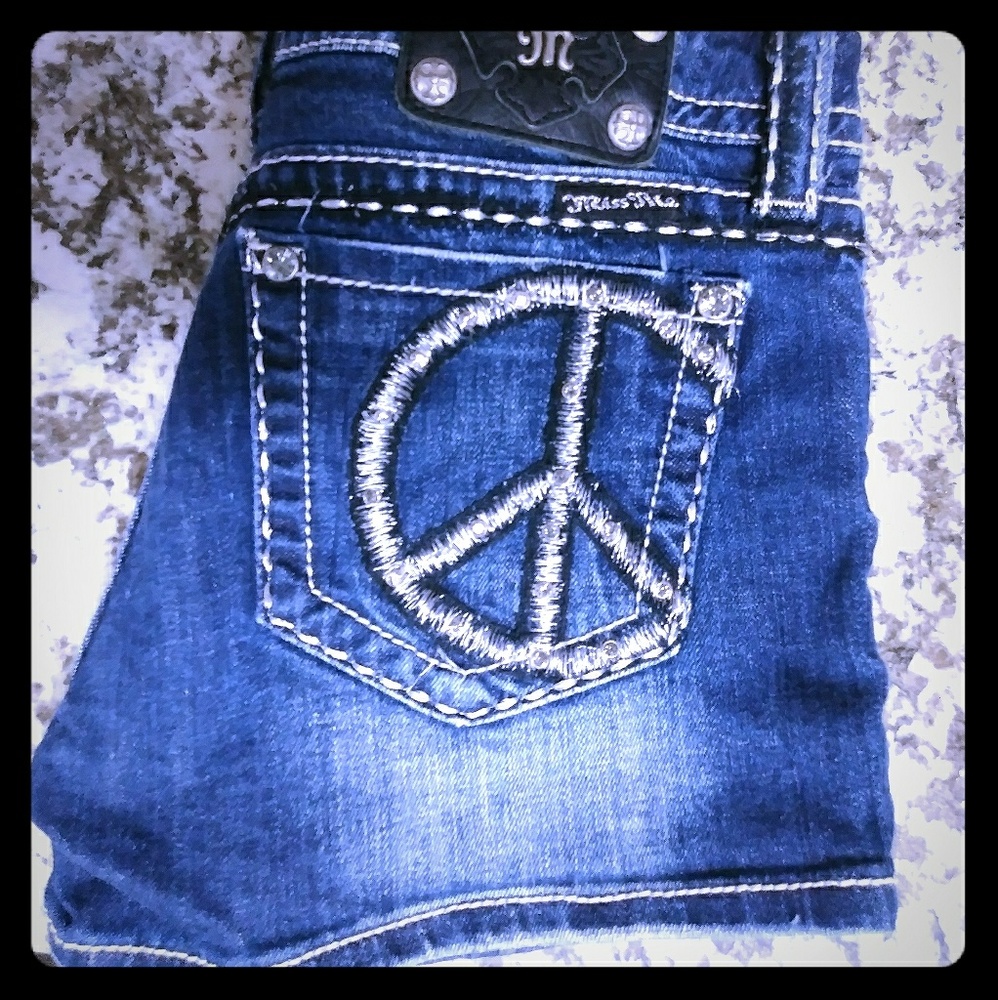 Miss me jean shorts ✌️